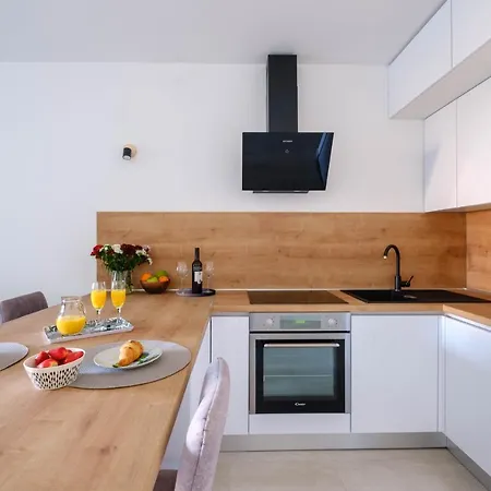 Mb Luxury Apartments Zara Esterno foto