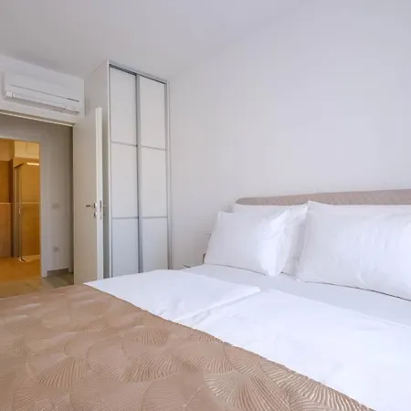Mb Luxury Apartments Zara Esterno foto